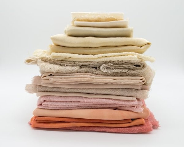 Comment développer un programme de recyclage des textiles dans les écoles pour sensibiliser à la mode durable ?